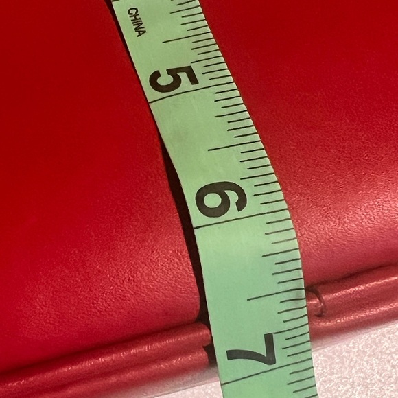 Joy and Iman Red Crossbody Purse NEW Without Tags - Picture 6 of 14